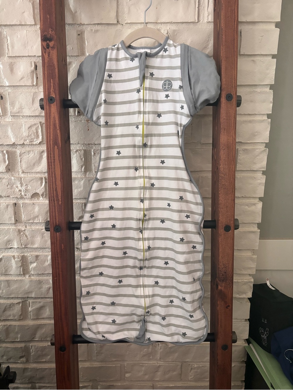Bbluv Grey Star-Striped Transition Swaddle Sleep Sack